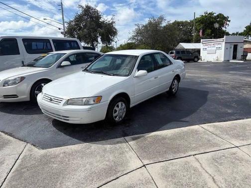 1998 Toyota Camry LE