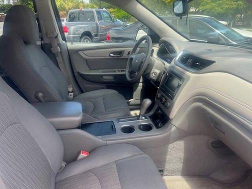 2016 Chevrolet Traverse LS