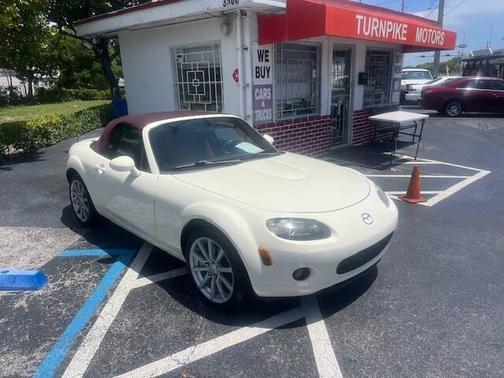 2006 Mazda MX-5 Miata Grand Touring 2dr Convertible