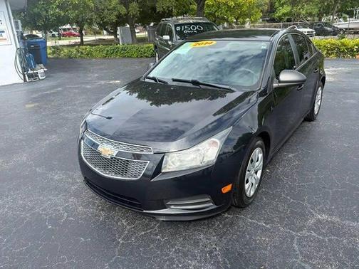 Black Granite Metallic 2014 Chevrolet Cruze LS