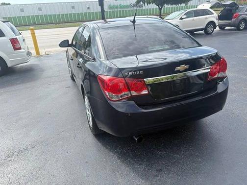 Black Granite Metallic 2014 Chevrolet Cruze LS
