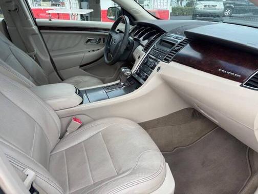 2012 Ford Taurus Limited AWD 4dr Sedan