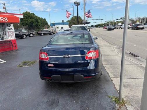 2012 Ford Taurus Limited AWD 4dr Sedan