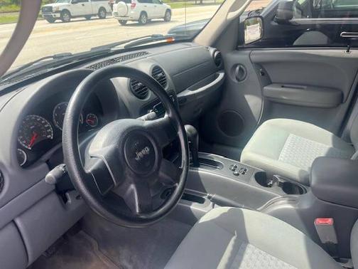 2006 Jeep Liberty Sport