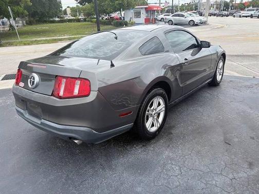 Sterling Gray Clearcoat Metallic 2011 Ford Mustang V6