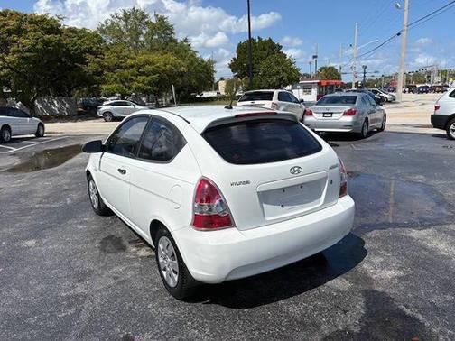 2009 Hyundai Accent GS