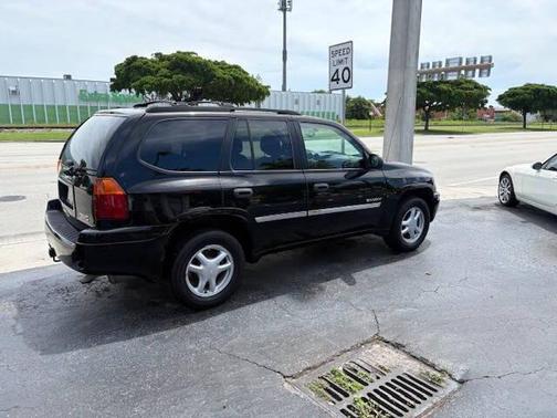 2006 GMC Envoy SLT 4dr SUV