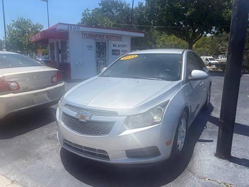Silver Ice Metallic 2013 Chevrolet Cruze 1LT
