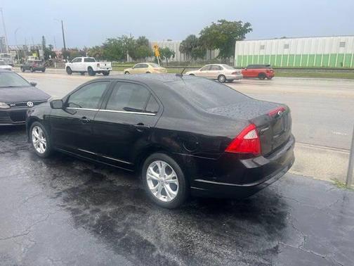 2012 Ford Fusion SE