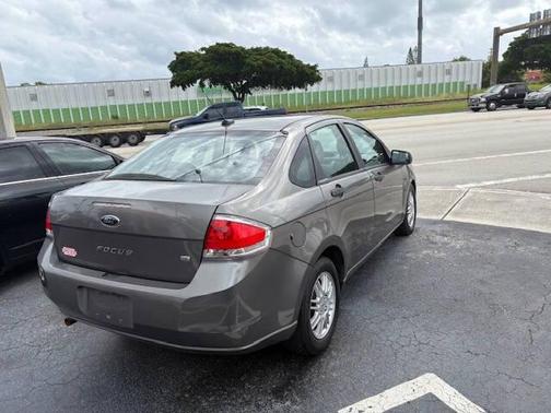 2010 Ford Focus SE