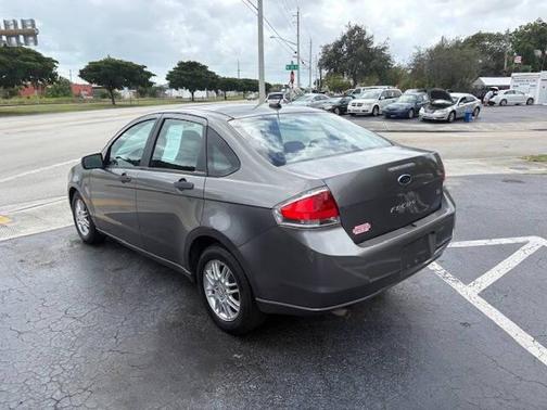 2010 Ford Focus SE