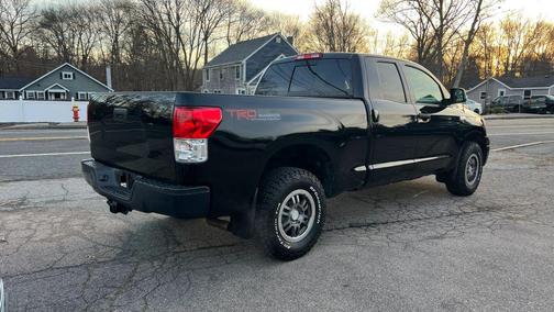 2010 Toyota Tundra Grade