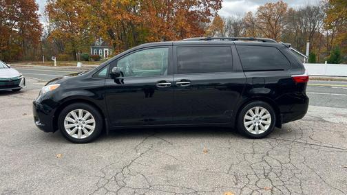 2015 Toyota Sienna XLE