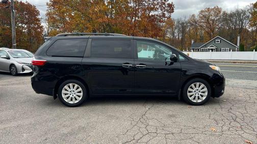 2015 Toyota Sienna XLE