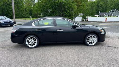 2012 Nissan Maxima S