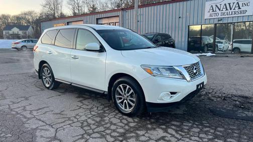2015 Nissan Pathfinder S