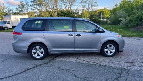 2014 Toyota Sienna L
