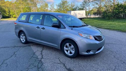 2014 Toyota Sienna L