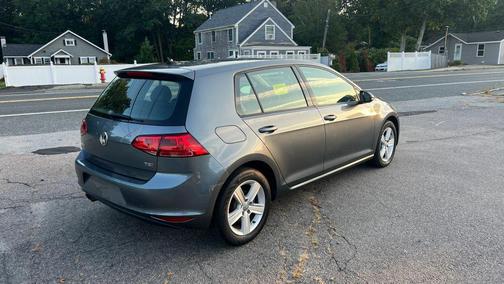 2017 Volkswagen Golf TSI Wolfsburg Edition 4-Door