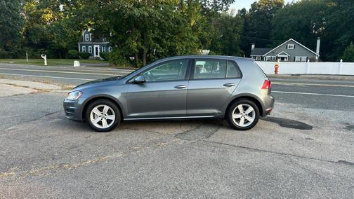 2017 Volkswagen Golf TSI Wolfsburg Edition 4-Door