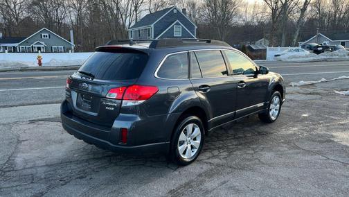 2012 Subaru Outback 2.5i Limited