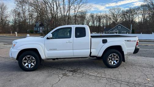 2014 Toyota Tacoma Base