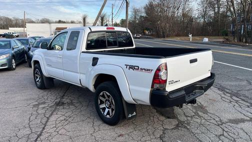 2014 Toyota Tacoma Base