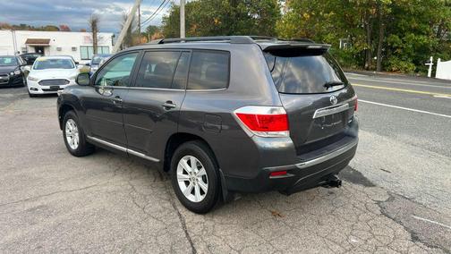 2012 Toyota Highlander SE