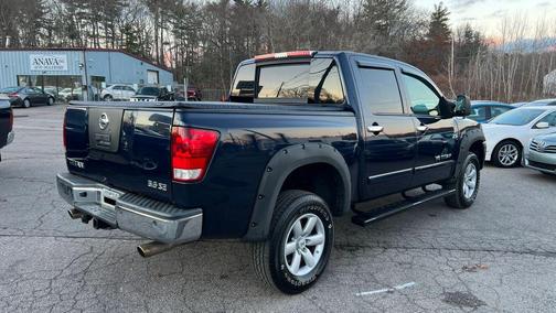 2009 Nissan Titan SE Crew Cab