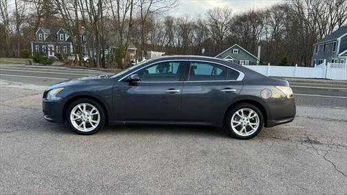 2012 Nissan Maxima S