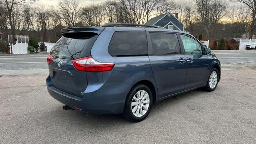 2015 Toyota Sienna XLE