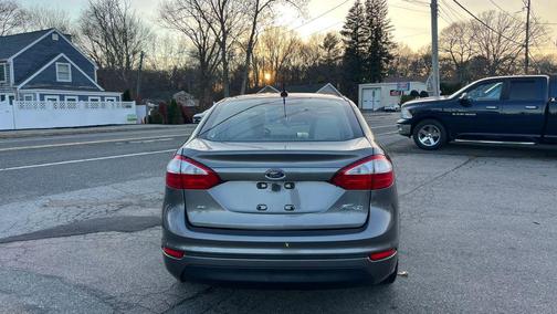 2014 Ford Fiesta SE