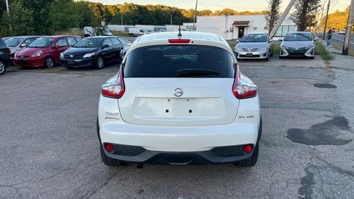 2015 Nissan Juke SV