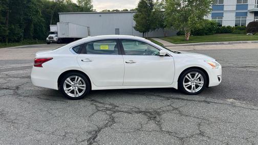 2013 Nissan Altima 3.5 SV
