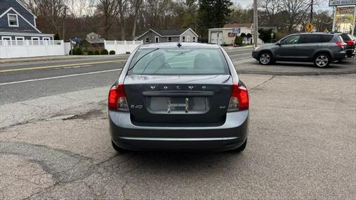 2010 Volvo S40 2.4i