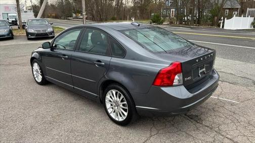 2010 Volvo S40 2.4i