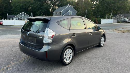 2013 Toyota Prius v Two