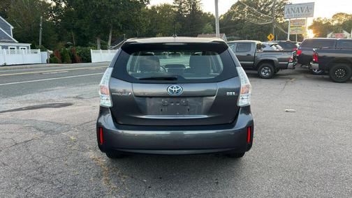 2013 Toyota Prius v Two