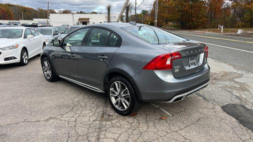 2016 Volvo S60 Cross Country T5 Platinum