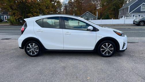 2018 Toyota Prius c Two