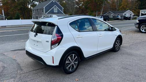 2018 Toyota Prius c Two