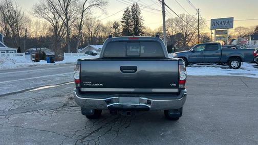 2014 Toyota Tacoma Base