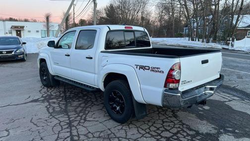 2015 Toyota Tacoma Base