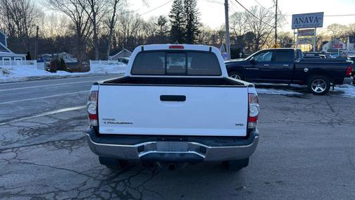 2015 Toyota Tacoma Base