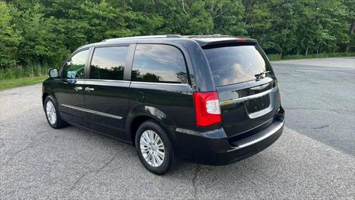 2015 Chrysler Town & Country Limited Platinum