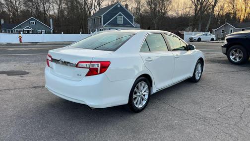 2014 Toyota Camry XLE