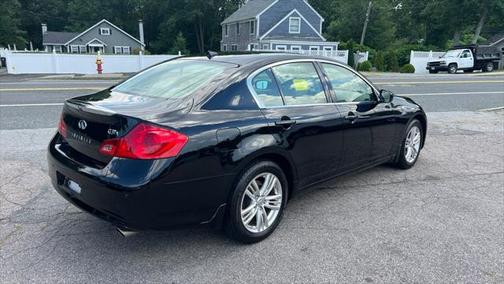 2011 INFINITI G37x Base