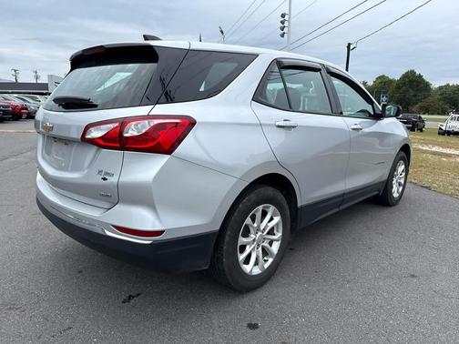 2018 Chevrolet Equinox LS