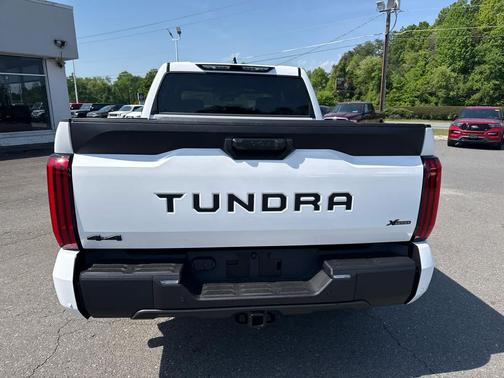 Ice Cap 2026 Toyota Tundra SR5
