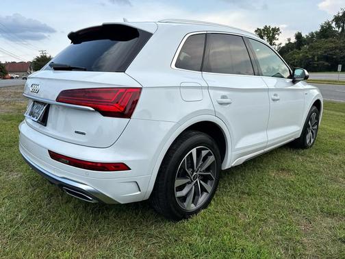 2024 Audi Q5 45 S line Premium Plus